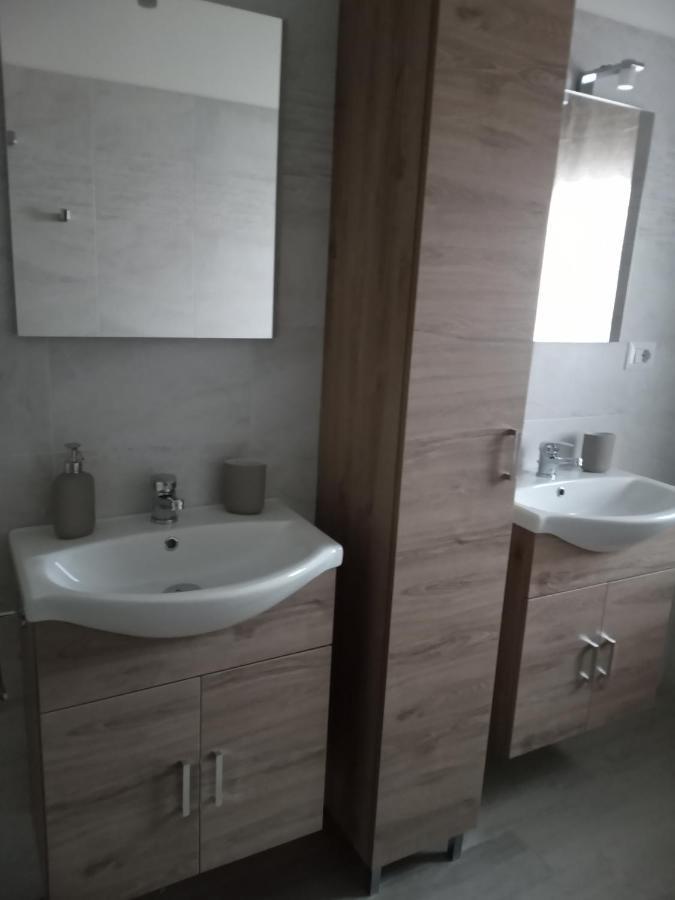 Le Geme Apartamento Voghera